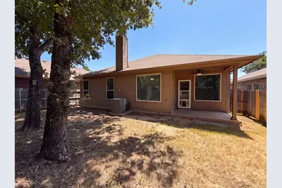 1108 Edgewater Drive, Azle, TX 76020 - Photo 5