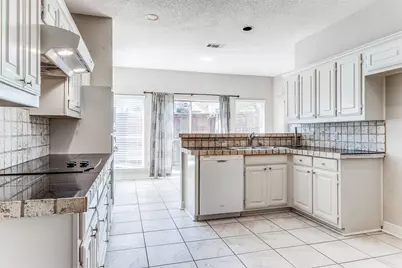 13902 Preston Valley Place, Dallas, TX 75240 - Photo 5