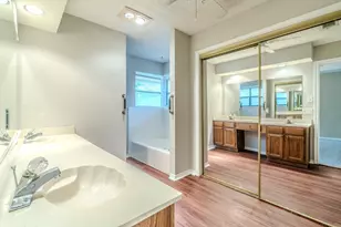 2119 Turf Club Dr, Arlington, TX 76017 - Photo 15