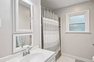 2314 Barberry Dr, Dallas, TX 75211 - Photo 25