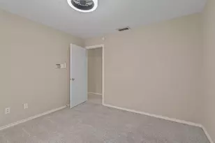 1918 Lee Dr, Denton, TX 76209 - Photo 11