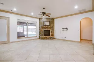 9704 Trinity Ct, Granbury, TX 76049 - Photo 9