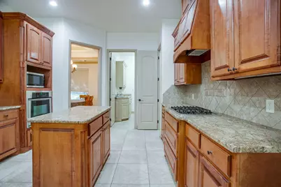 9704 Trinity Court, Granbury, TX 76049 - Photo 13