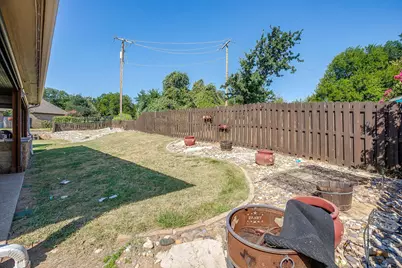 9704 Trinity Court, Granbury, TX 76049 - Photo 37