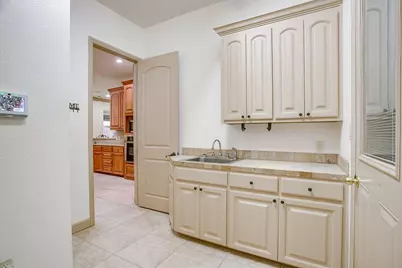 9704 Trinity Court, Granbury, TX 76049 - Photo 33