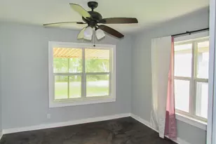 608 Hayes St, McGregor, TX 76657 - Photo 7