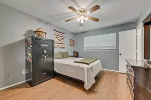 802 N Spears St, Alvarado, TX 76009 - Photo 11