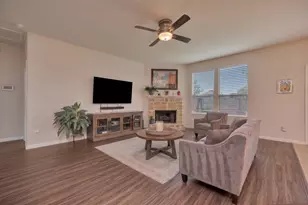 8105 Kurgan Trail, Fort Worth, TX 76131 - Photo 7
