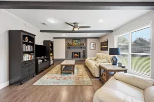1514 College Pkwy, Lewisville, TX 75077 - Photo 3
