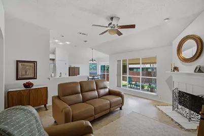 214 Branch Bend, Euless, TX 76039 - Photo 9