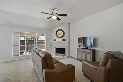 214 Branch Bend, Euless, TX 76039 - Photo 5