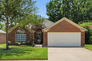 214 Branch Bend, Euless, TX 76039 - Photo 1