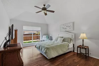 214 Branch Bend, Euless, TX 76039 - Photo 17