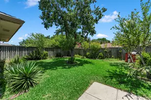 506 Willowcrest Dr, Garland, TX 75040 - Photo 5