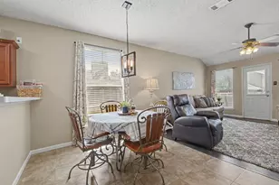 4932 Spur Ridge Ct, Fort Worth, TX 76244 - Photo 13