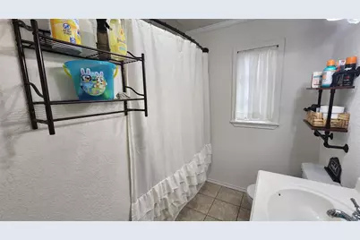 903 W Plummer Street, Eastland, TX 76448 - Photo 9