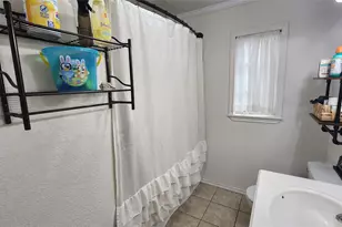 903 W Plummer St, Eastland, TX 76448 - Photo 9