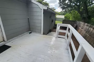 903 W Plummer St, Eastland, TX 76448 - Photo 23