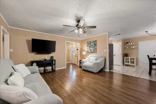 806 Ridgeway Rd, Joshua, TX 76058 - Photo 5