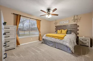 806 Ridgeway Rd, Joshua, TX 76058 - Photo 15