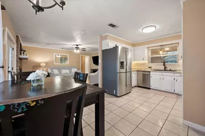 806 Ridgeway Road, Joshua, TX 76058 - Photo 11