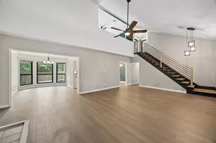 4321 Bradford Dr, Grapevine, TX 76051 - Photo 3