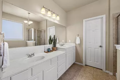 8492 Liverpool Lane, Frisco, TX 75036 - Photo 15