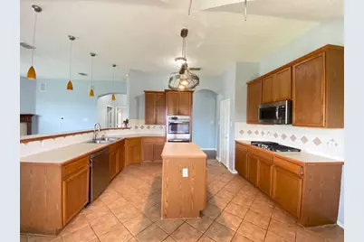 1328 Falcon Hollow, Cedar Hill, TX 75104 - Photo 9