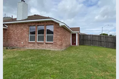 1328 Falcon Hollow, Cedar Hill, TX 75104 - Photo 23
