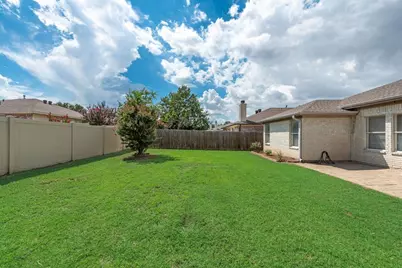 1928 Overland Street, Fort Worth, TX 76131 - Photo 27