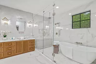 3739 N Versailles Ave, Dallas, TX 75209 - Photo 11