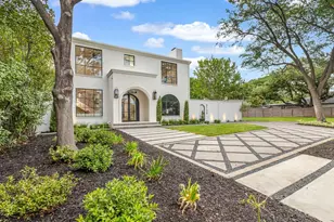 3739 N Versailles Ave, Dallas, TX 75209 - Photo 37
