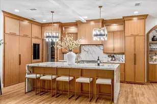 3739 N Versailles Ave, Dallas, TX 75209 - Photo 7