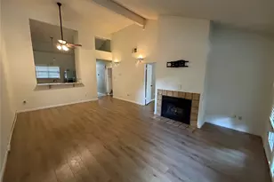 2907 Hilltop Dr, Euless, TX 76039 - Photo 7