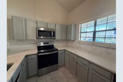 2907 Hilltop Drive, Euless, TX 76039 - Photo 11