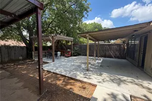 2907 Hilltop Dr, Euless, TX 76039 - Photo 29