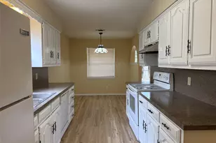 1706 Wisteria St, Denton, TX 76205 - Photo 9