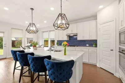 10120 Lakemont Drive, Fort Worth, TX 76131 - Photo 9