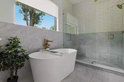 6262 Woodcrest Lane, Dallas, TX 75214 - Photo 17