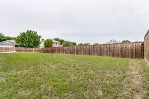 1434 S Raven Dr, Sherman, TX 75092 - Photo 3