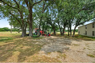 1200 County Road 1215, Savoy, TX 75479 - Photo 13