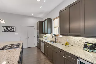 2313 Clark Street, Dallas, TX 75204 - Photo 23