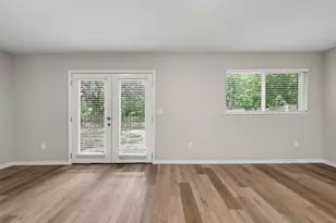 3001 Harvard St N, Irving, TX 75062 - Photo 7