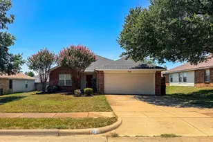 833 Edgehill Rd, Burleson, TX 76028 - Photo 1
