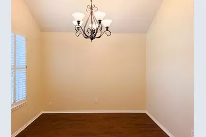 833 Edgehill Road, Burleson, TX 76028 - Photo 7