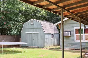 203 E Bennett St, Strawn, TX 76475 - Photo 21