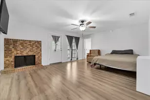 392 Creekwood Dr, Lancaster, TX 75146 - Photo 25