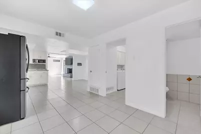 392 Creekwood Drive, Lancaster, TX 75146 - Photo 19