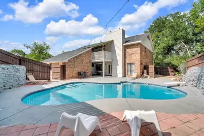 392 Creekwood Drive, Lancaster, TX 75146 - Photo 35