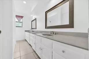 392 Creekwood Dr, Lancaster, TX 75146 - Photo 21